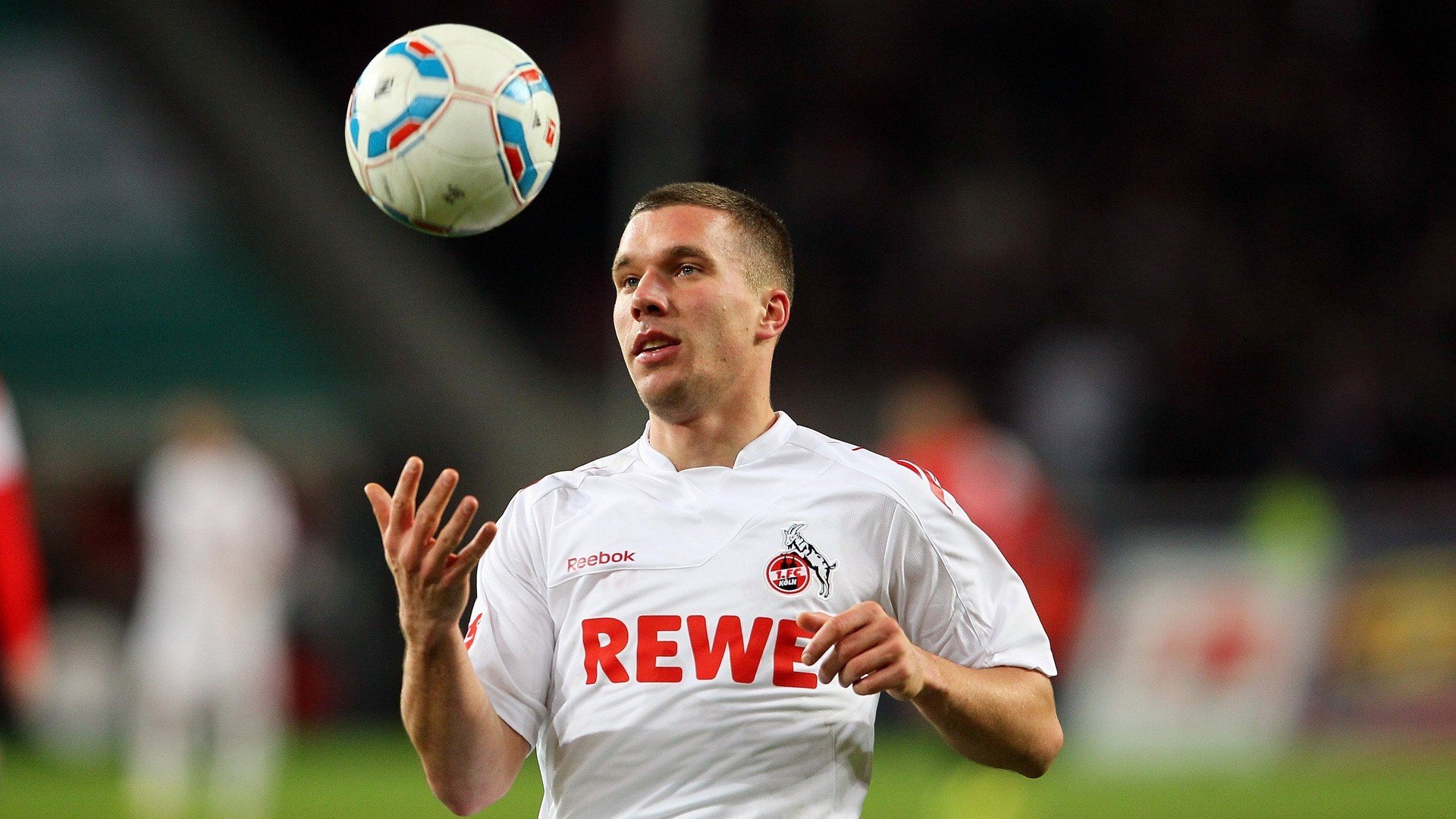 比利亚雷亚尔力克对手，取得关键胜利，比利亚雷亚尔强吗